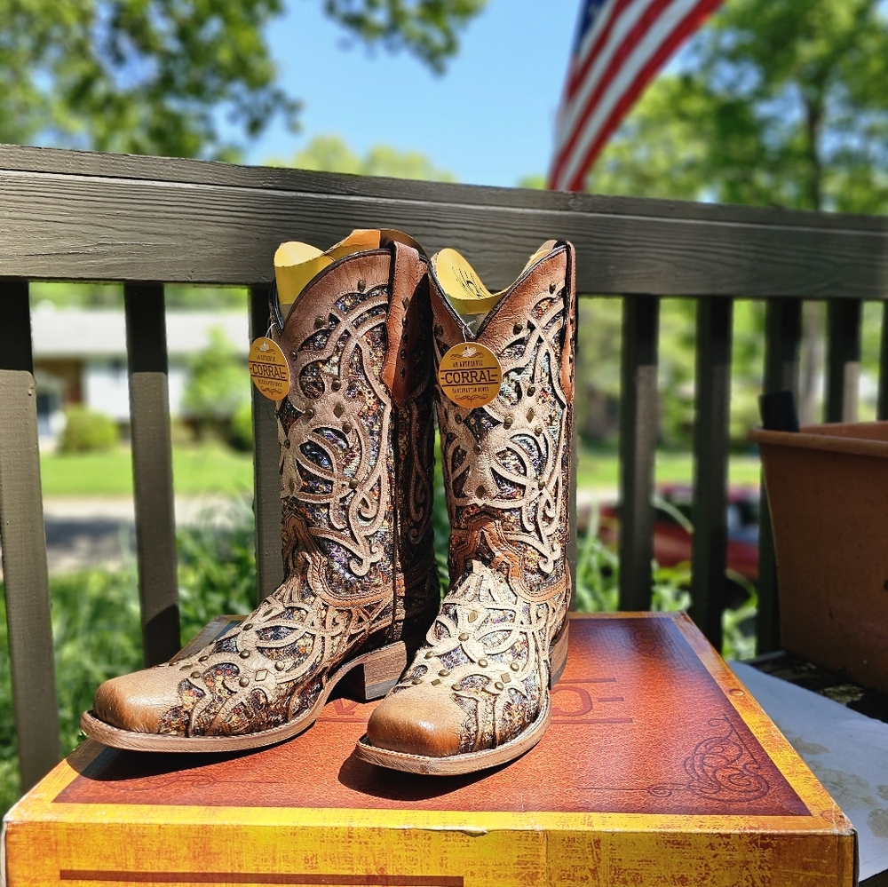 Corral Boots style C3405 BRAND NEW!